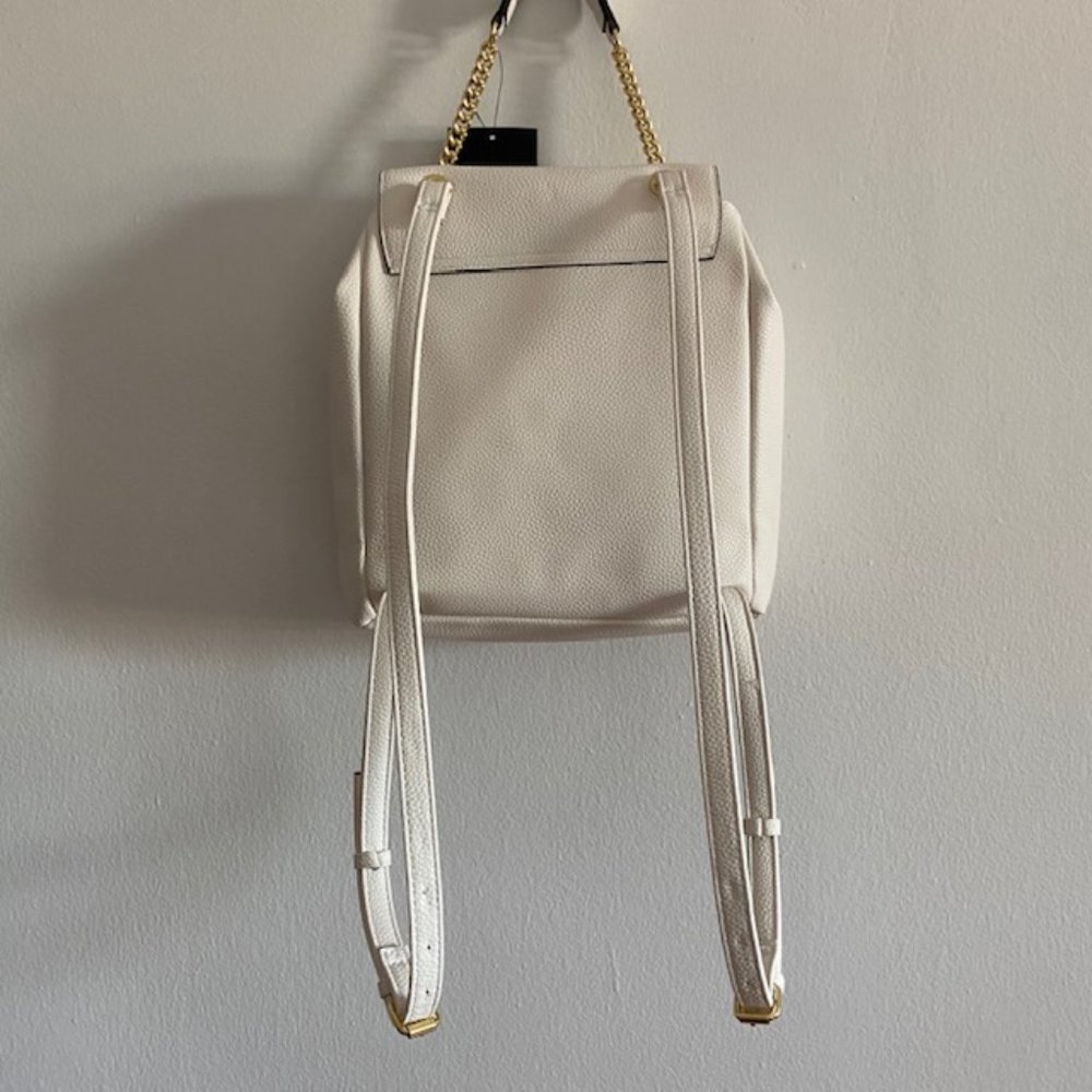 Logan Backpack_White - Picture 7 of 10